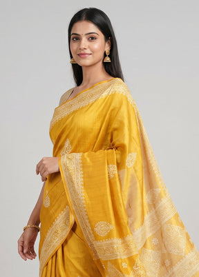 Yellow Printed Silk Saree Without Blouse Piece