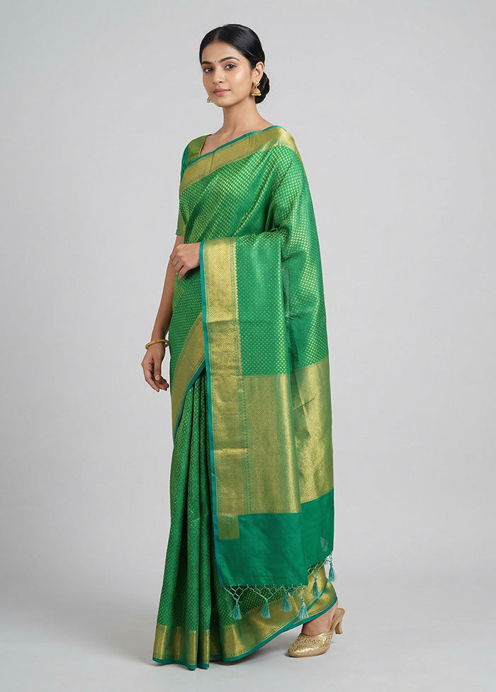 Green Kora Silk Saree With Blouse Piece