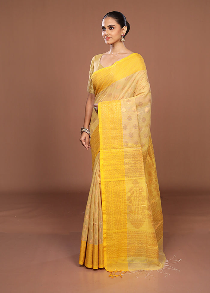 Yellow Matka Silk Saree With Blouse Piece