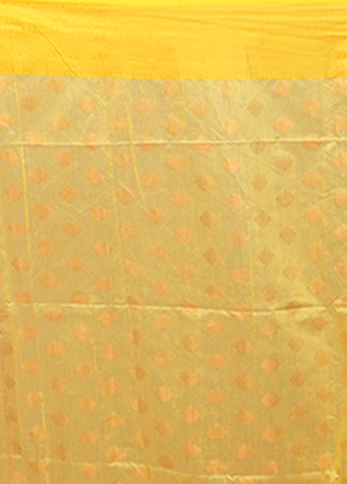 Yellow Matka Silk Saree With Blouse Piece