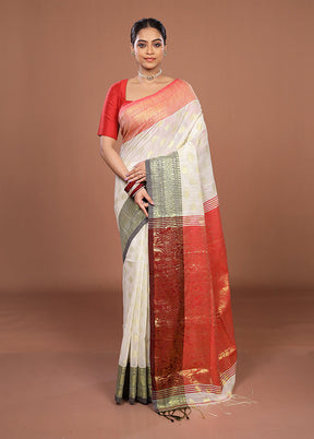 Cream Matka Silk Saree With Blouse Piece