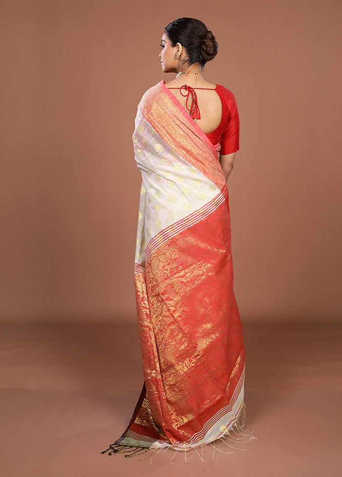 Cream Matka Silk Saree With Blouse Piece
