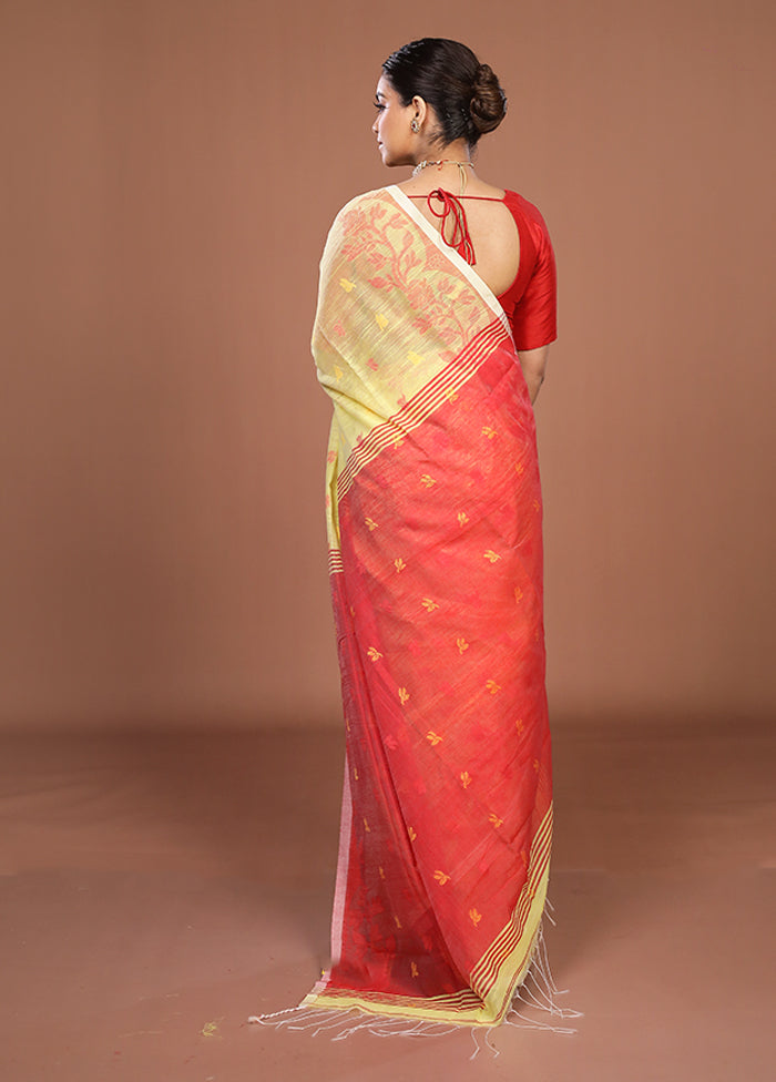 Yellow Matka Silk Saree With Blouse Piece