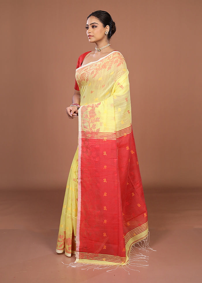 Yellow Matka Silk Saree With Blouse Piece