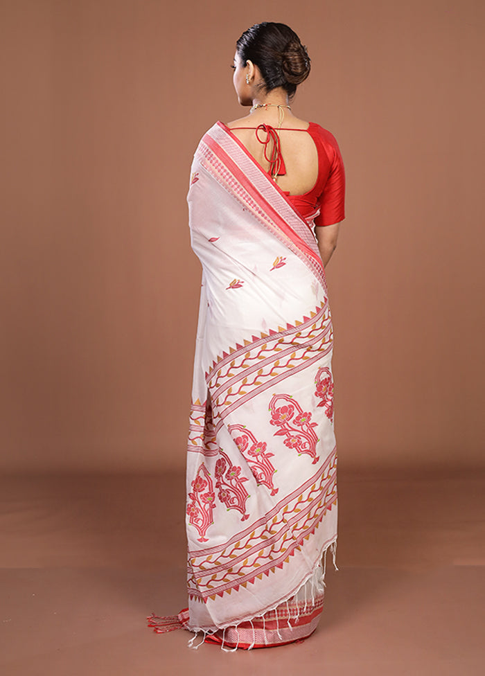 White Matka Silk Saree With Blouse Piece