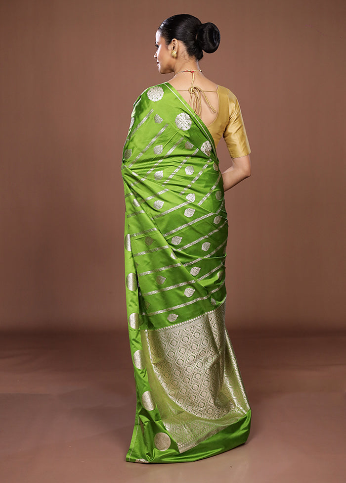 Green Dupion Silk Saree With Blouse Piece
