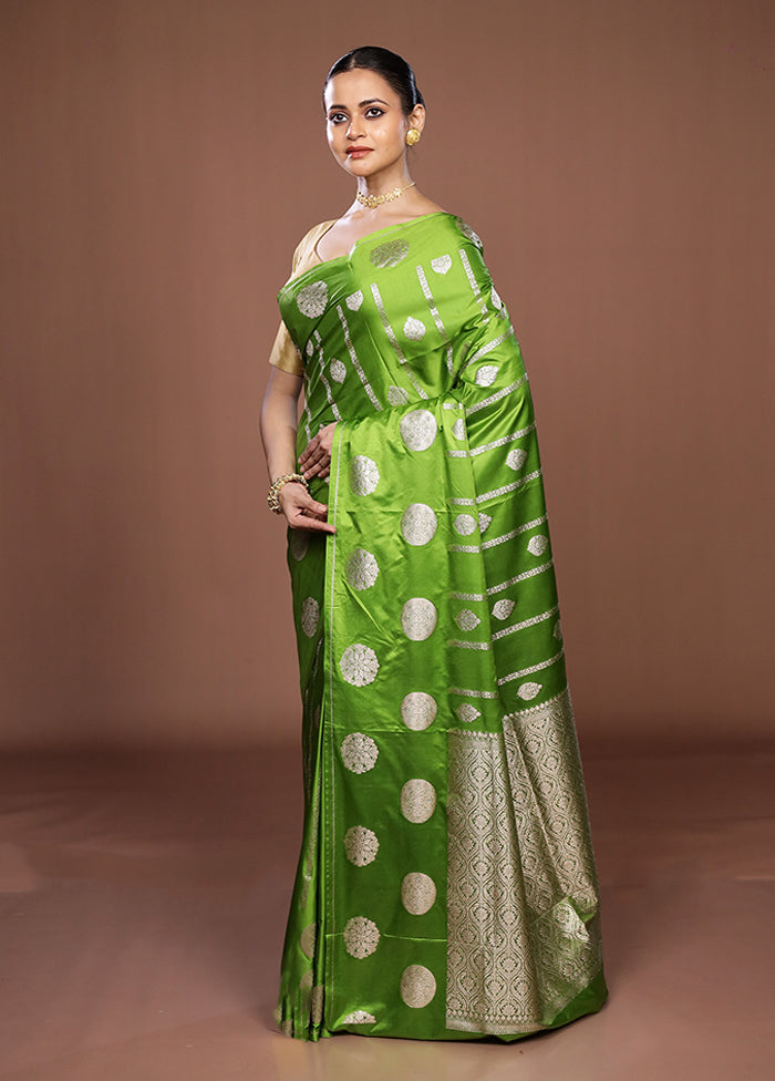 Green Dupion Silk Saree With Blouse Piece