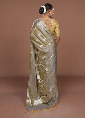 Grey Dupion Silk Saree With Blouse Piece