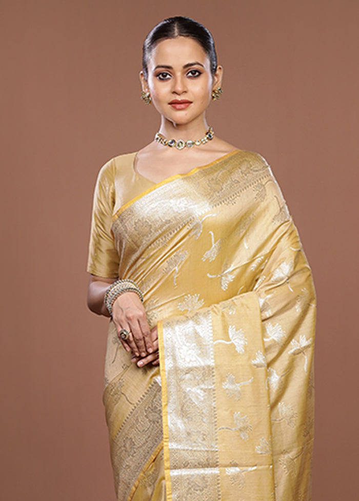 Cream Dupion Silk Saree With Blouse Piece