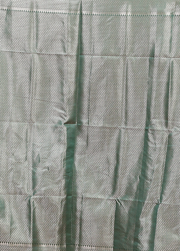 Green Dupion Silk Saree With Blouse Piece