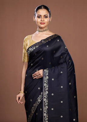 Blue Katan Silk Saree With Blouse Piece