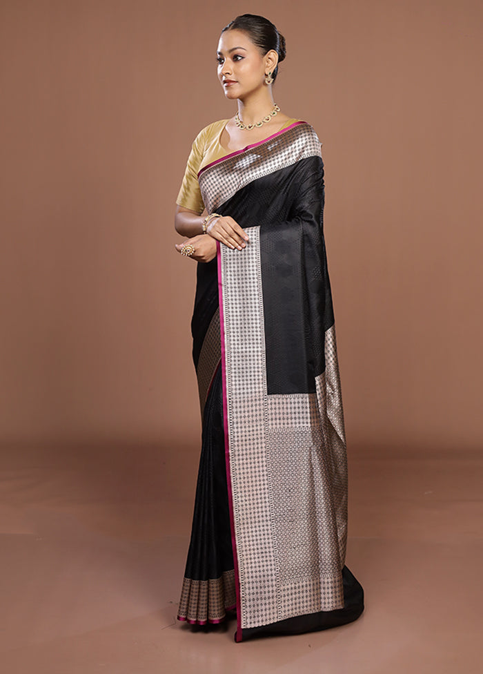 Black Katan Silk Saree With Blouse Piece