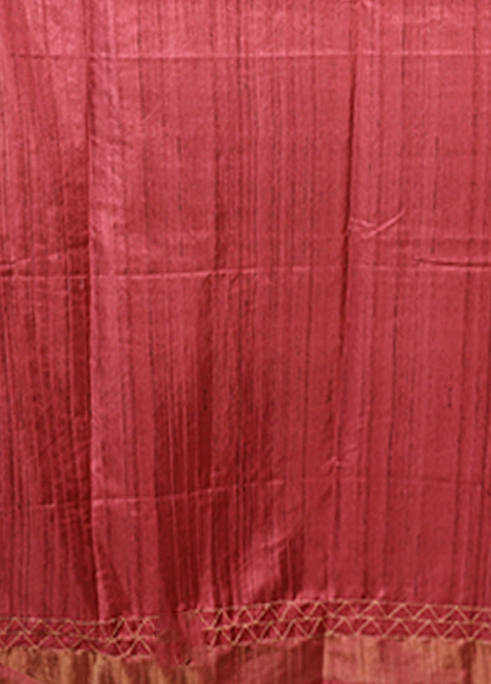 Cream Tussar Silk Saree With Blouse Piece