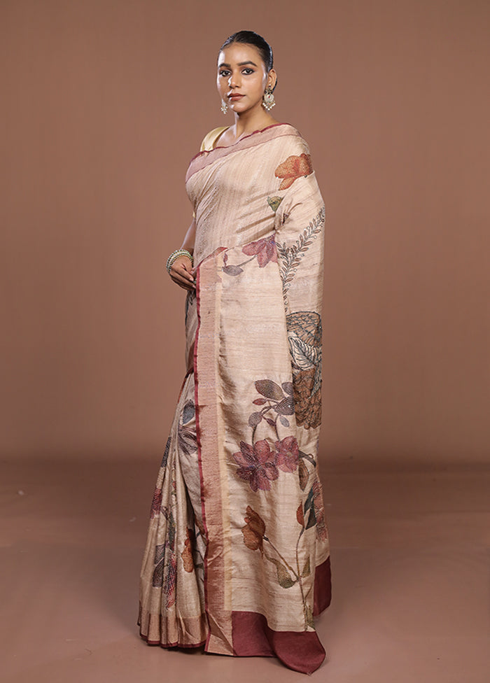 Cream Tussar Silk Saree With Blouse Piece