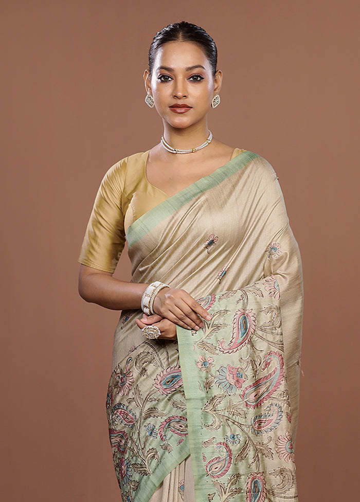 Cream Tussar Silk Saree With Blouse Piece