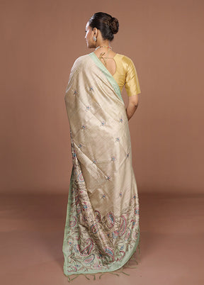 Cream Tussar Silk Saree With Blouse Piece
