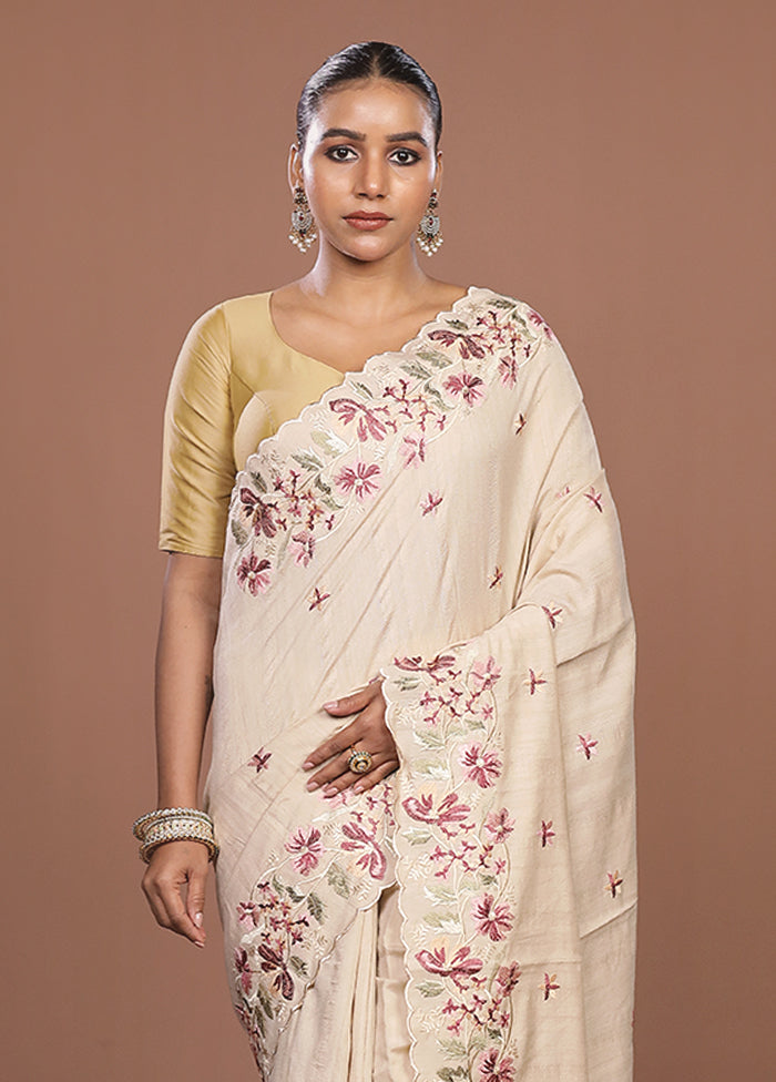 Cream Tussar Silk Saree With Blouse Piece