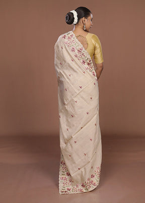Cream Tussar Silk Saree With Blouse Piece
