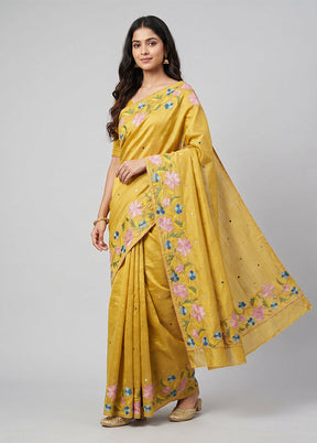 Cream Tussar Silk Saree With Blouse Piece
