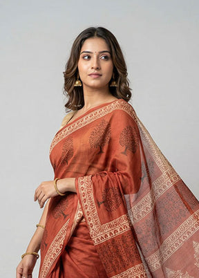 Maroon Printed Silk Saree Without Blouse Piece