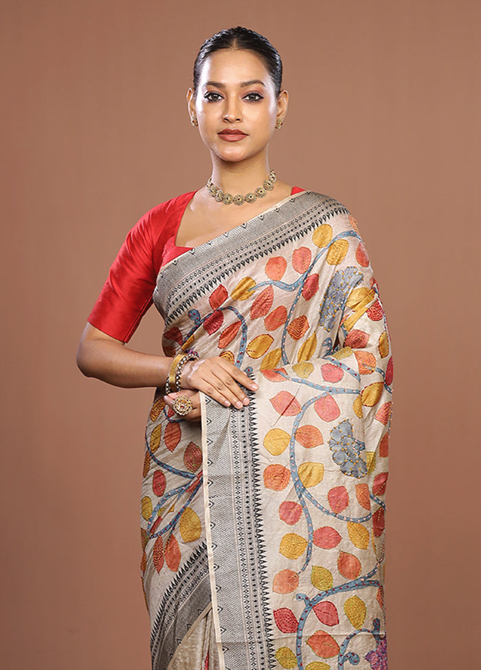 Cream Handloom Tussar Pure Silk Saree With Blouse Piece
