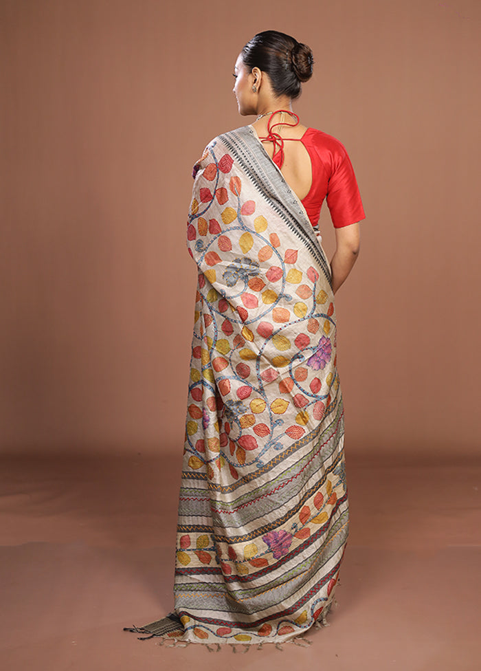 Cream Handloom Tussar Pure Silk Saree With Blouse Piece