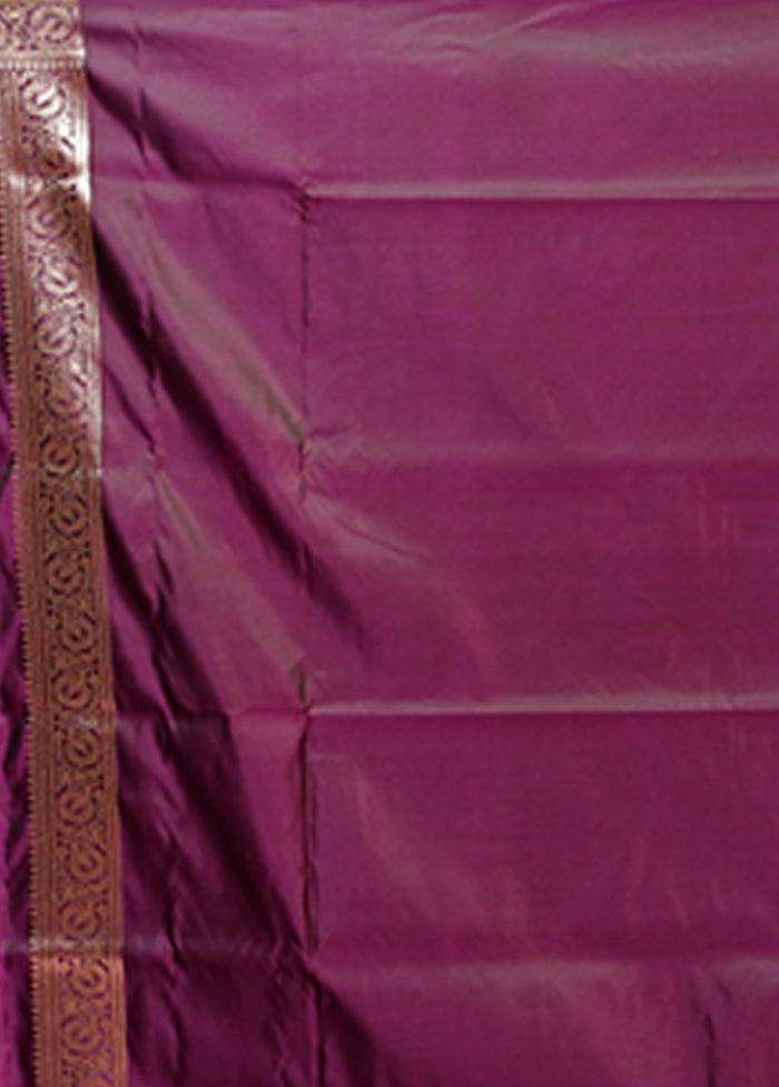 Purple Banarasi Silk Saree With Blouse Piece