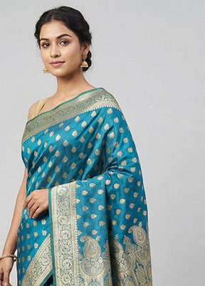 Green Banarasi Silk Saree With Blouse Piece