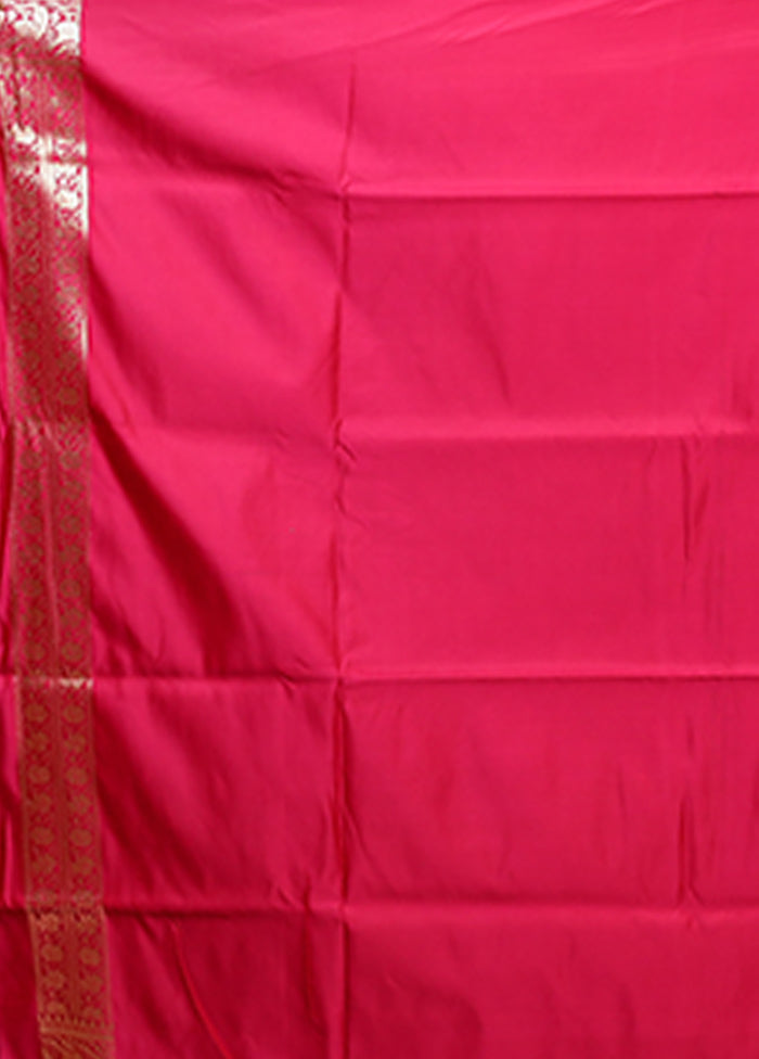 Green Banarasi Silk Saree With Blouse Piece