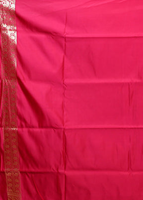 Green Banarasi Silk Saree With Blouse Piece
