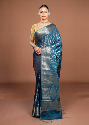 Blue Cotton Saree With Blouse Piece