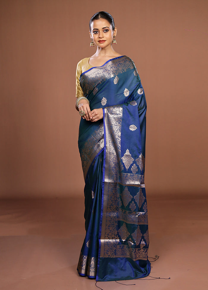 Blue Cotton Saree With Blouse Piece