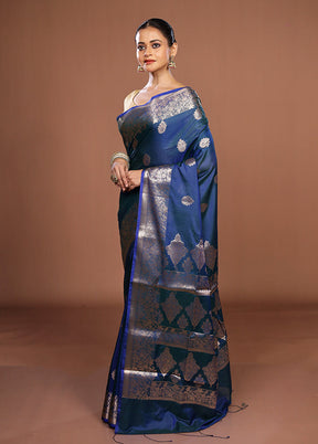 Blue Cotton Saree With Blouse Piece