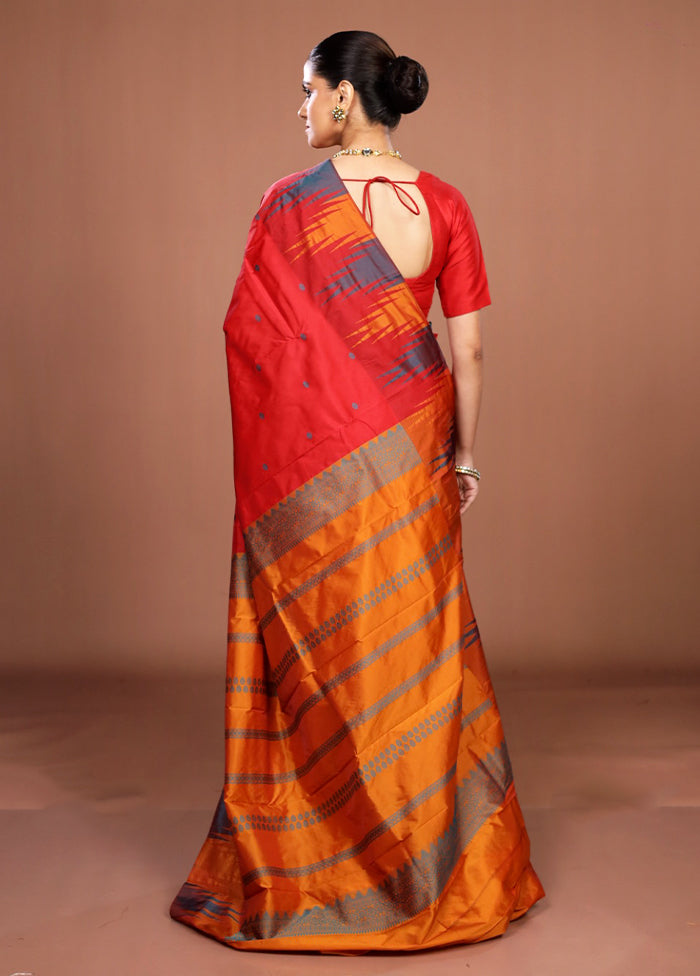 Red Kanjivaram Silk Saree With Blouse Piece