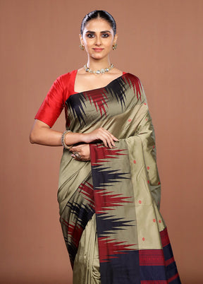 Grey Kanjivaram Silk Saree With Blouse Piece