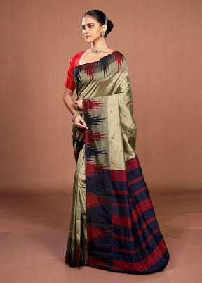 Grey Kanjivaram Silk Saree With Blouse Piece