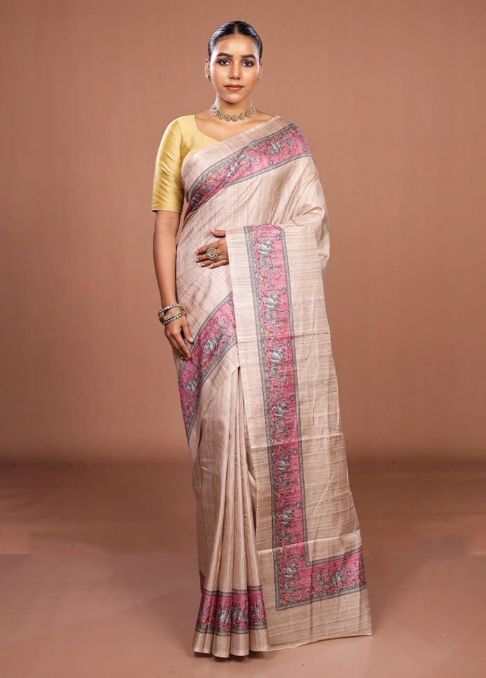 Cream Tussar Silk Saree With Blouse Piece