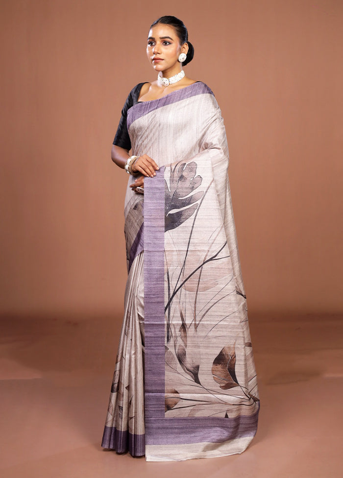 Cream Tussar Silk Saree With Blouse Piece