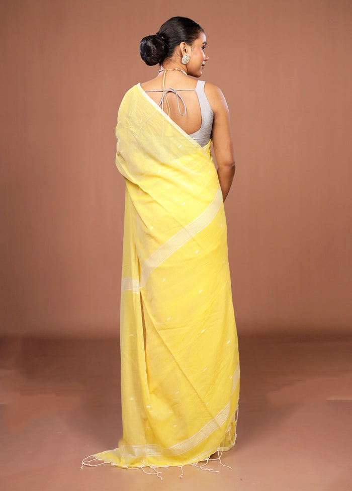 Yellow Matka Silk Saree With Blouse Piece