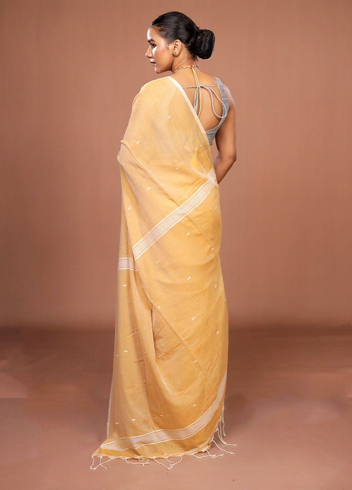 Yellow Matka Silk Saree With Blouse Piece