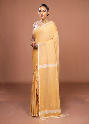 Yellow Matka Silk Saree With Blouse Piece