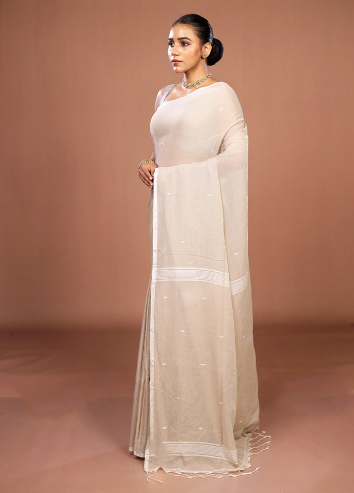 Cream Matka Silk Saree With Blouse Piece