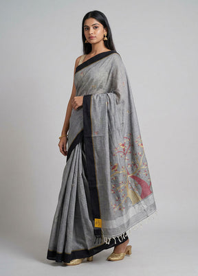 Grey Matka Silk Saree With Blouse Piece