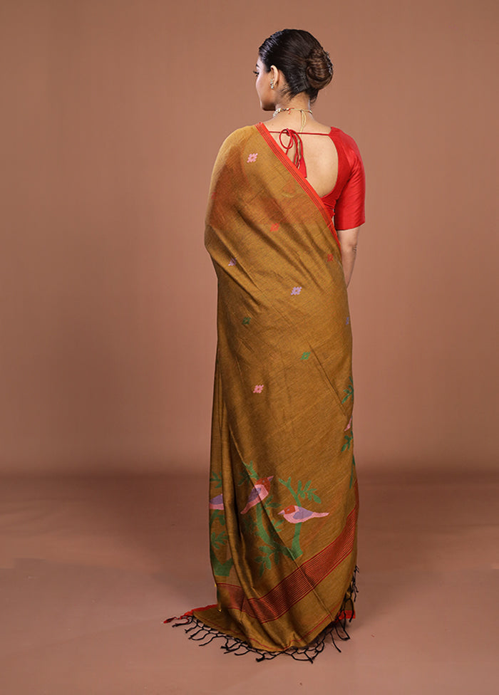 Yellow Matka Silk Saree With Blouse Piece