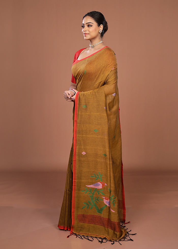 Yellow Matka Silk Saree With Blouse Piece