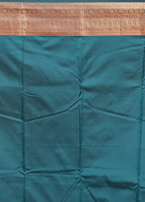 Green Kanjivaram Silk Saree With Blouse Piece