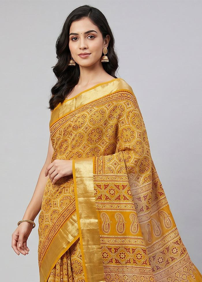 Yellow Printed Silk Saree Without Blouse Piece