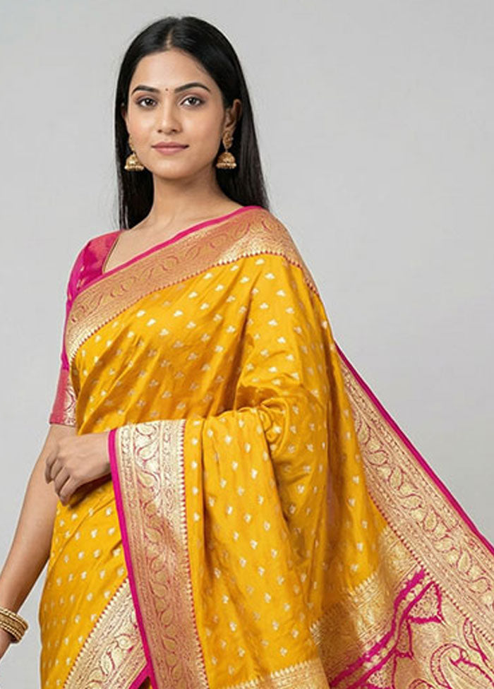 Yellow Handloom Banarasi Pure Silk Saree With Blouse Piece