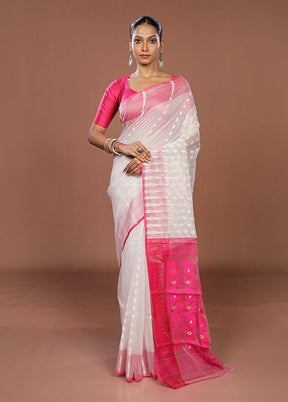 Pink Jamdani Cotton Saree Without Blouse Piece