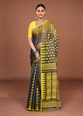 Grey Jamdani Cotton Saree Without Blouse Piece